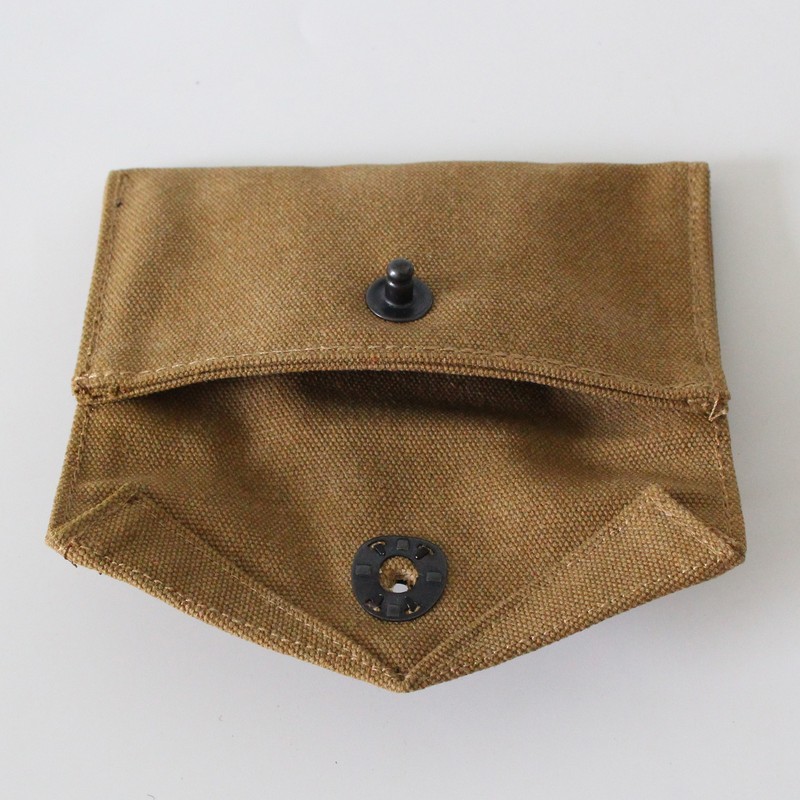 WW2 US M1 First Aid Pouch Bag gallery