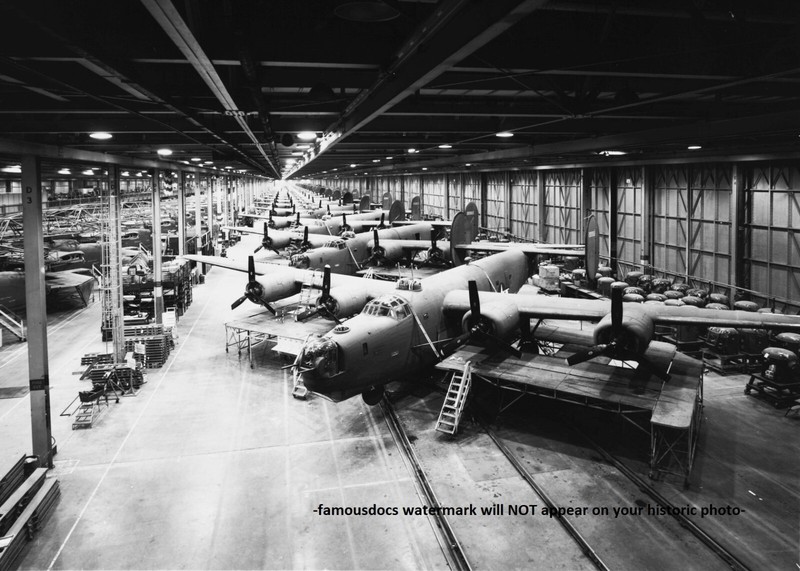 B-24 Liberator Factory PHOTO Bomber World War 2 Bomber San Diego Calif 1944