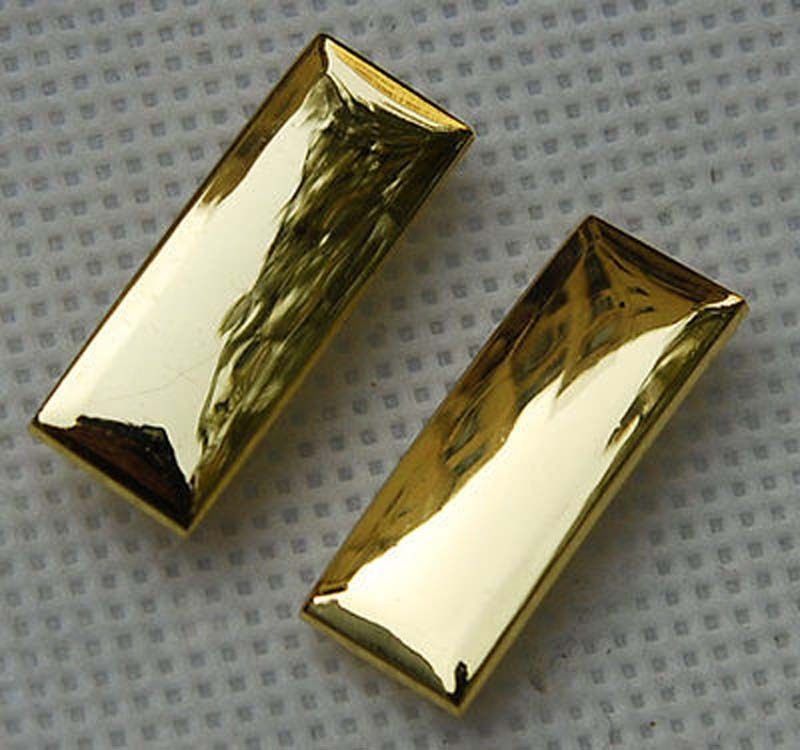 WW2 PAIR OF US ARMY SECOND LIEUTENANT OFFICER RANK INSIGNIA MILITARY BADGES GOLD