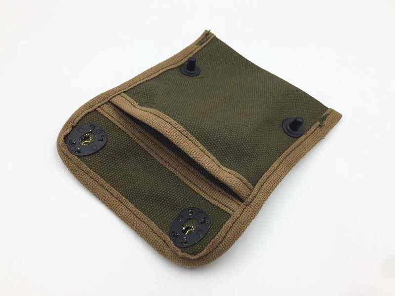 WW2 KOREAN WAR US ARMY GREEN FIRST AID POUCH WITH HOOK COMPASS BAG gallery