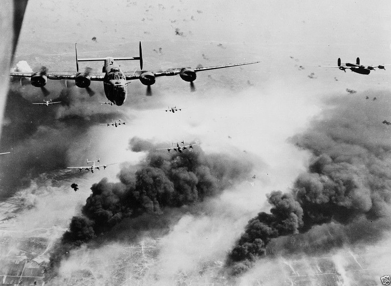 New WW2 World War II 8×10 Photo: US B-24 Liberators 15th AAF Ploesti Romania