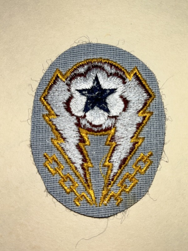 U.S. ARMY / E.T.O. ADVON BASE - UNIT PATCH - WW2 REPRODUCTION ISSUE [CUT EDGE] gallery
