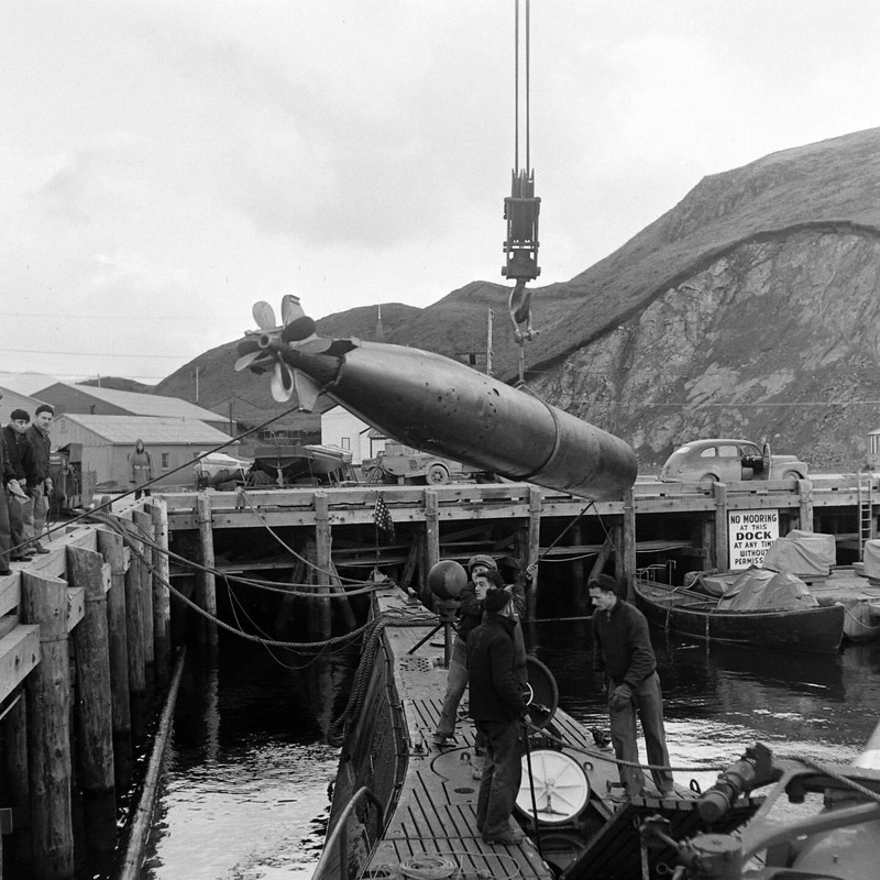 WW2 WWII Photo World War Two / US Navy Submarine S-42 Dutch Harbor Alaska 1943