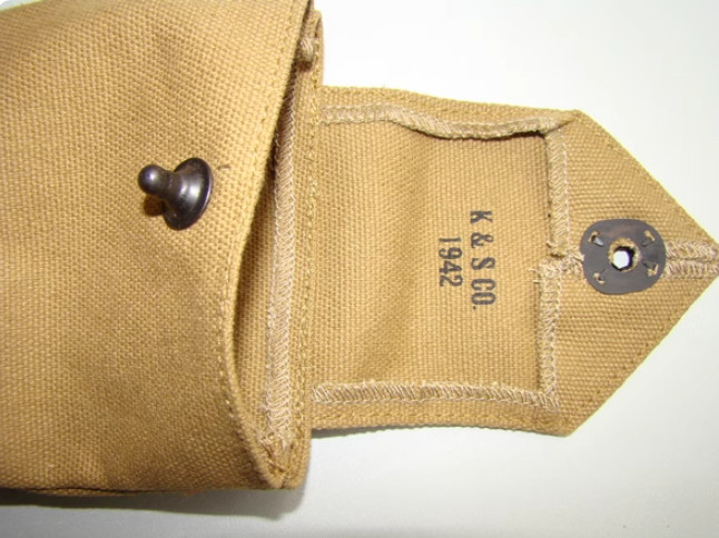 WW2 US ARMY M1 RIGGER POUCH AMMO POUCH TOOL KIT gallery