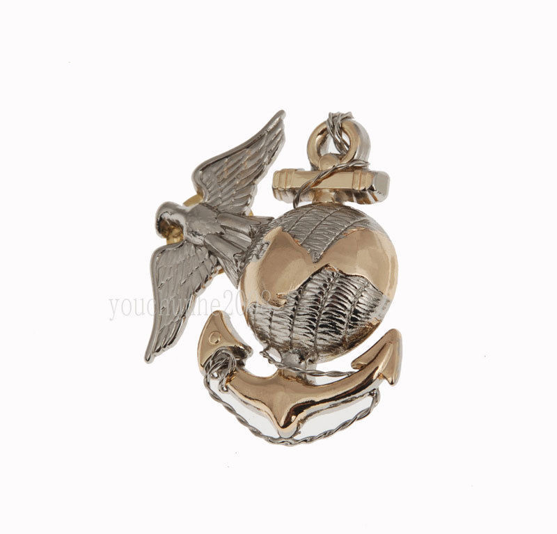 WWII USMC officer EGA barracks metal hat badge gold and silver colour
