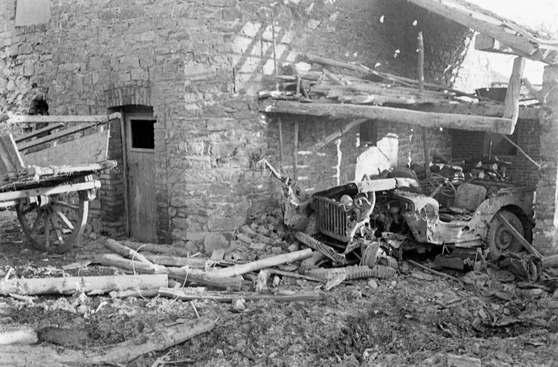 WW2 WWII Photo World War Two Battle of Bulge Scene December 1944 Wehrmacht