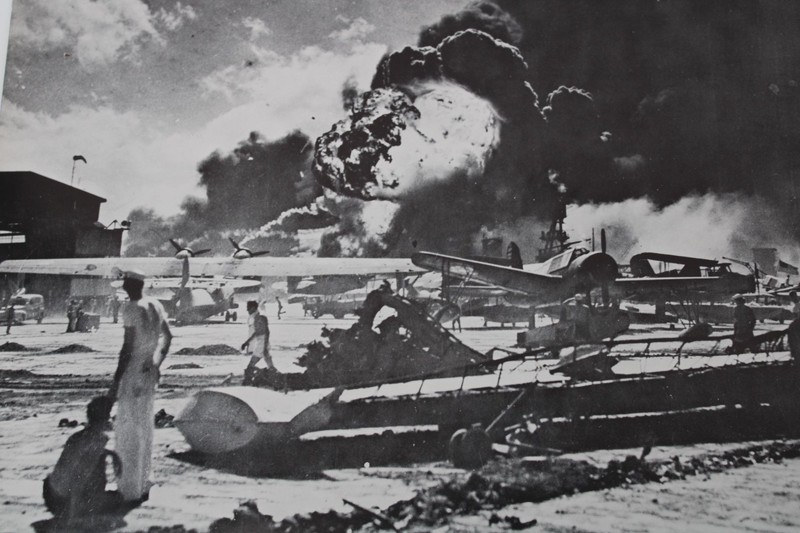Attack on Pearl Harbor 1941 WWII WW2 Photo Repro Print DPA 93685 gallery