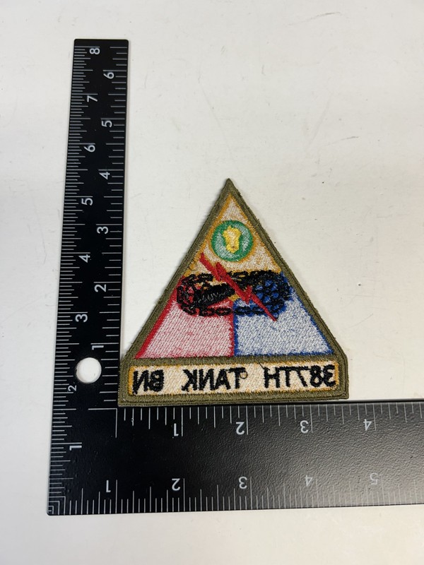 MH582 Repro WW2 US Army Patch 387th Tank Battalion IR29D gallery