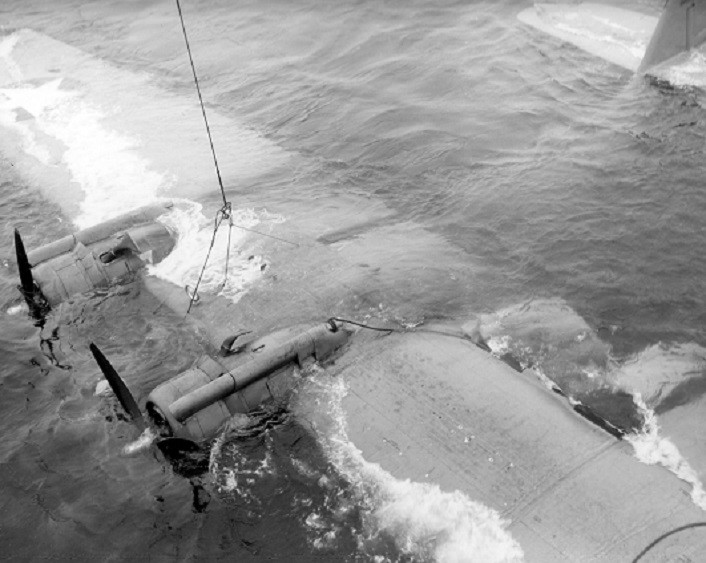 US Navy Consilidated PBY Catalina Crash 8×10 WWII WW2 Air Craft Photo 720