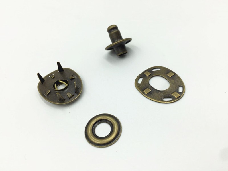 US lift the dot lift a dot fastener old gold 1 Complete set Lot of 4pcs gallery