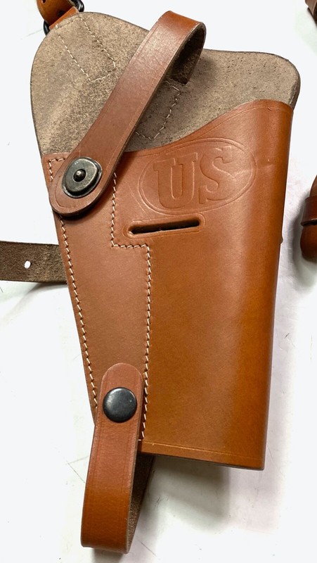 WWII US .45 PISTOL M7 SHOULDER HOLSTER-LIGHT BROWN gallery