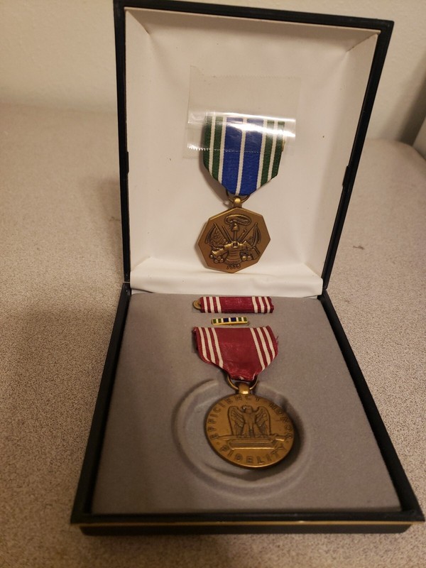 Vtg Efficiency Honor Fidelity Good Conduct Medal Ribbon Case Achievement Medal +