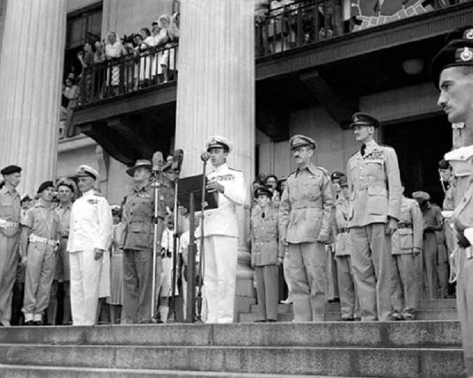 Admiral Lord Louis Mountbatten Japan’s Surrender Ceremony 8×10 WWII Photo 186a