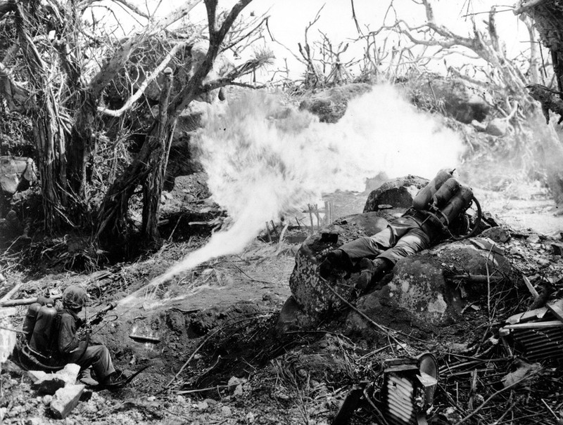 WWII Photo Iwo Jima Marines Using Flamethrower WW2 USMC World War Two Surabachi