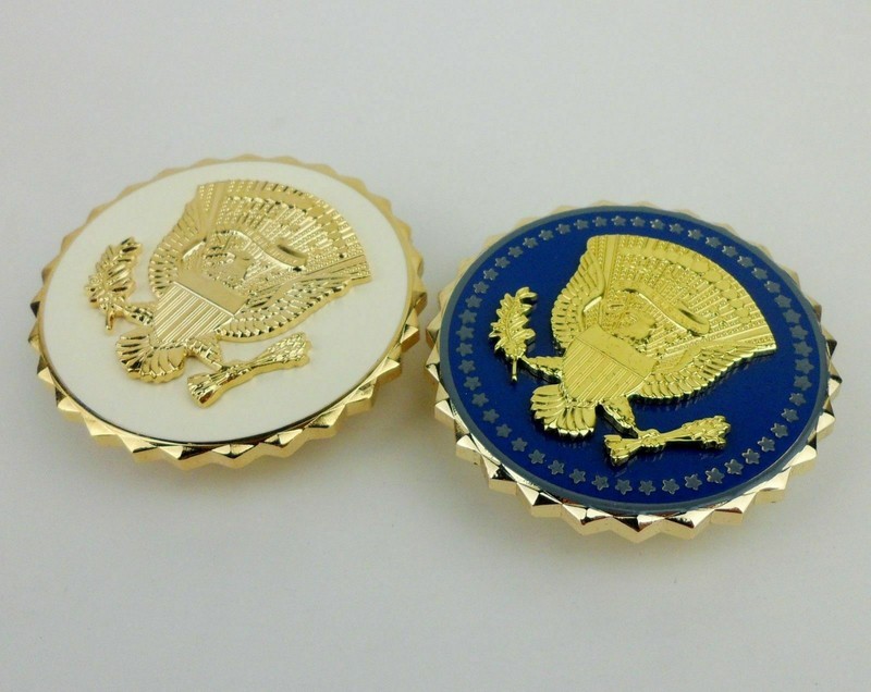TWO US PRESIDENTIAL SERVICE PRESIDENT IDENTIFICATION METAL BADGE PIN OUTDOOR gallery