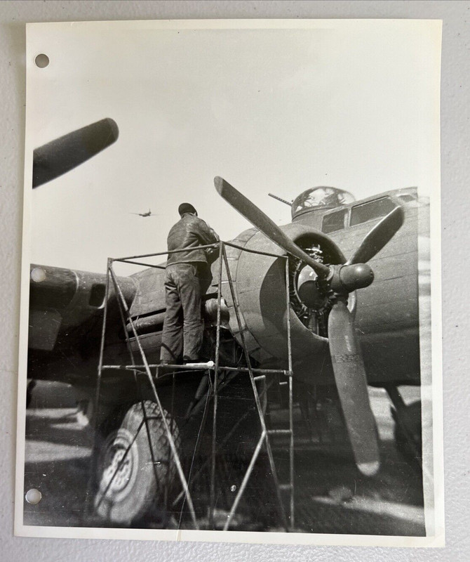 WWII B&W 8×10 Glossy Reprint B-17 Fighter Receiving Engine Maintenance