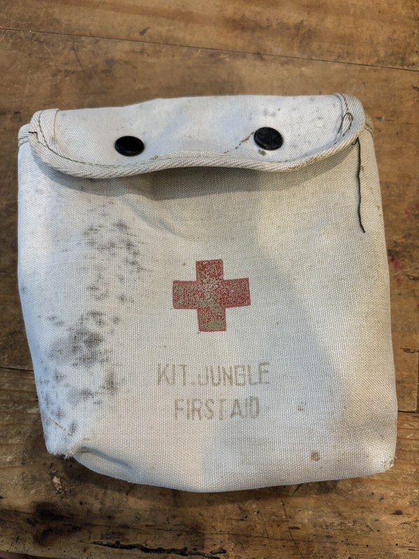 Lot Of 2 Jungle First Aid Pouch Kit With Hook gallery