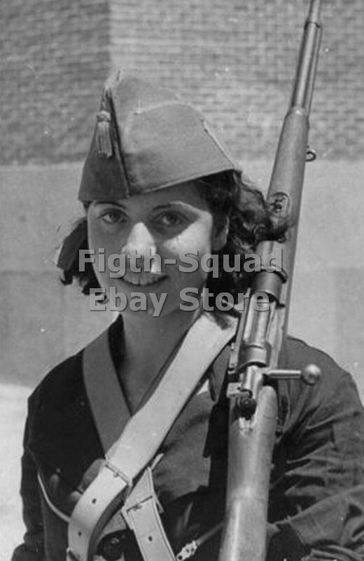 WW2 Picture Photo woman partisan in military uniform with a rifle 6319