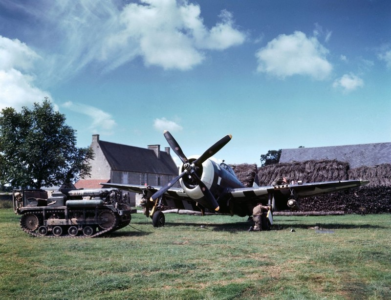 COLOR WW2 Photo WWII P-47 Thunderbolt Fighter France 1944 D-Day World War Two