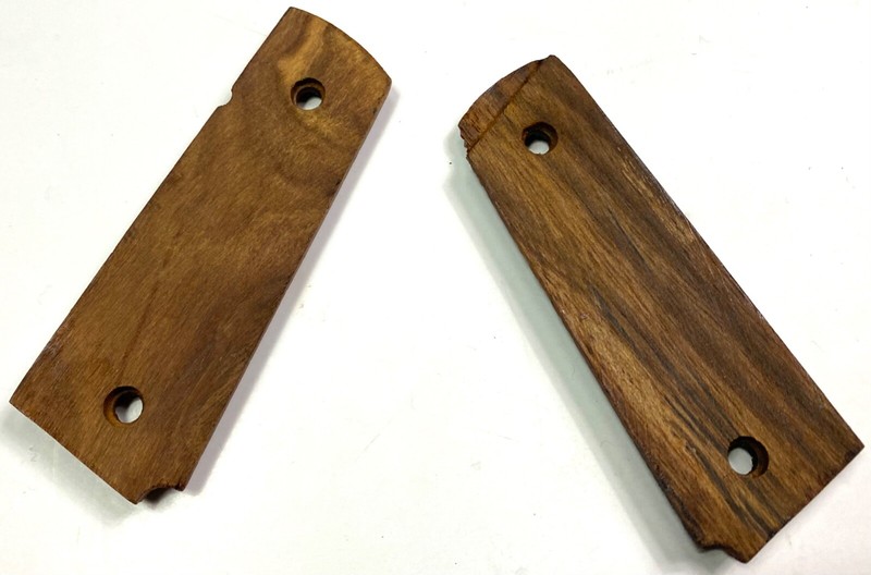 WWII WWI US ARMY COLT M1911 M1911A1 .45 WOODEN PISTOL GRIPS-COLT DESIGN gallery