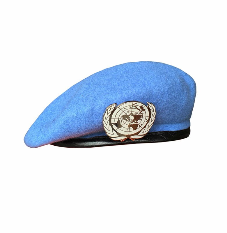 UN BLUE WOOL BERET United Nations Peacekeeping Force Hat With UN Badge SIZE XL gallery