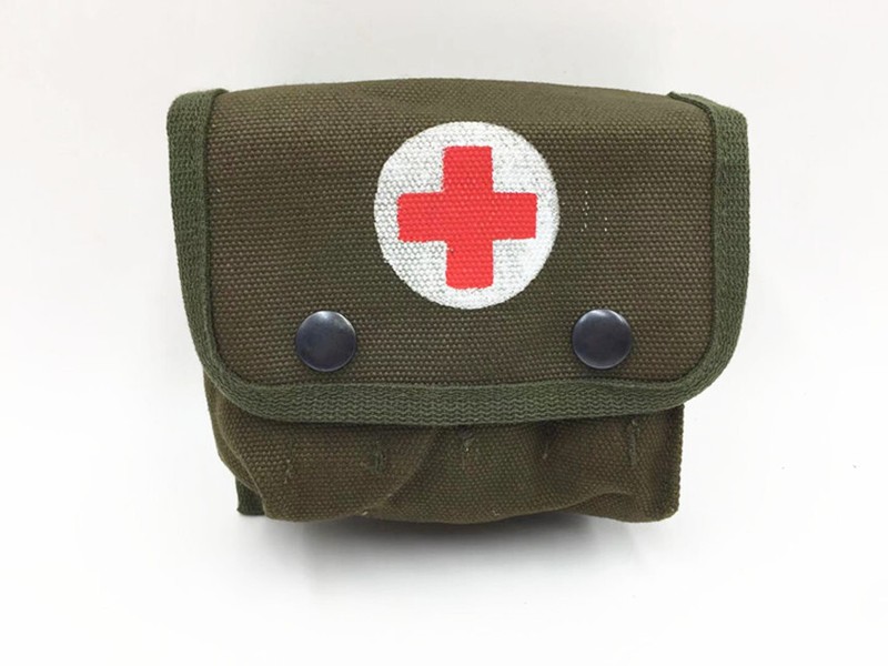 WW2 US ARMY M2 JUNGLE FIRST AID KIT POUCH OUTDOOR FIELD FIRST WITH RED CROSS