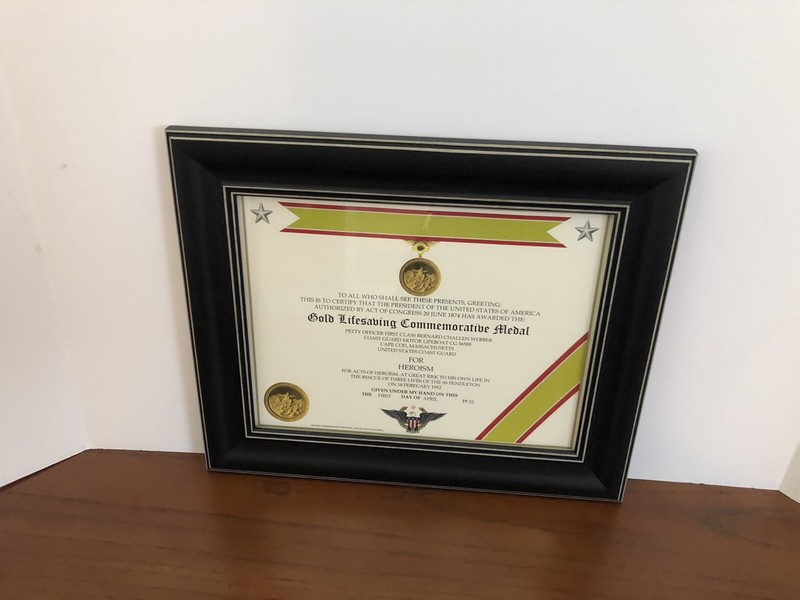 GOLD LIFESAVING COMMEMORATIVE MEDAL CERTIFICATE ~ Type 1 w/Printing gallery