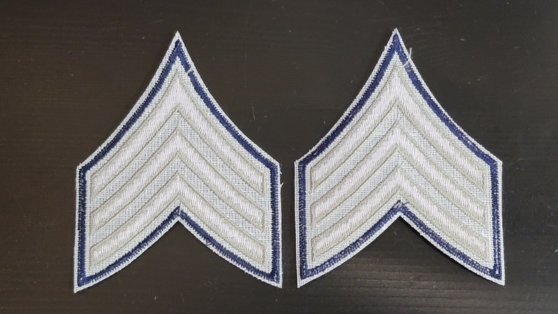 Repro WW2 US Army Sergeant Fourth Grade Chevrons Rank Pair Silver Blues 023 gallery
