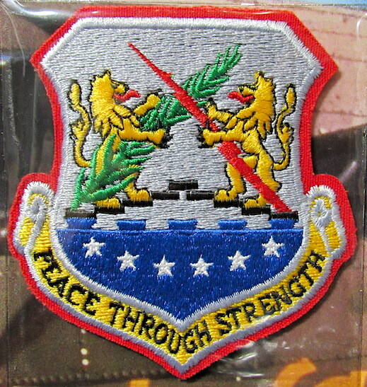 100th BOMBARDMENT GROUP Willabee Ward WWII AIR WAR PATCH ~PEACE THROUGH STRENGTH gallery