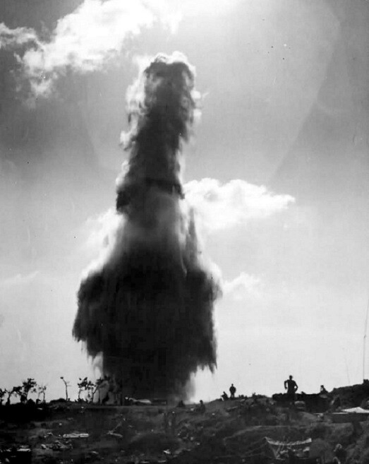 U.S. Marines Race for Foxholes as Shell Explodes on Okinawa 8×10 WWII Photo 612a