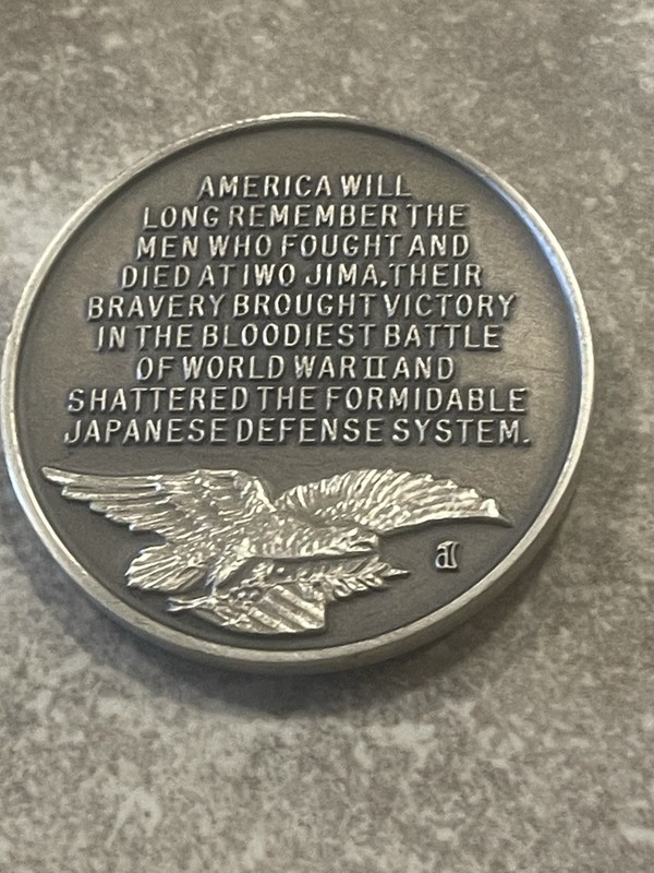 LONGINES STERLING SILVER 3D HIGH RELIEF COIN WWII 1945 IWO JIMA 34.27 grm gallery