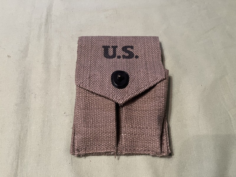 USED REPRODUCTION WWII U.S. 1911 DUAL MAGAZINE HOLDER CANVAS POUCH WHARTON MFG