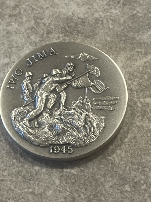 LONGINES STERLING SILVER 3D HIGH RELIEF COIN WWII 1945 IWO JIMA 34.27 grm