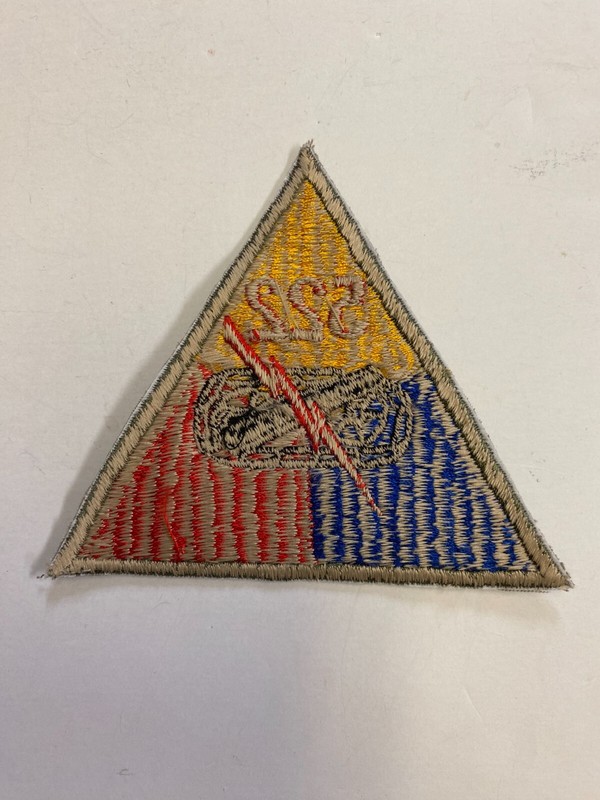 F0306 Repro WW2 US Army Armored Tank Triangle 522 Field Artillery IR16A gallery