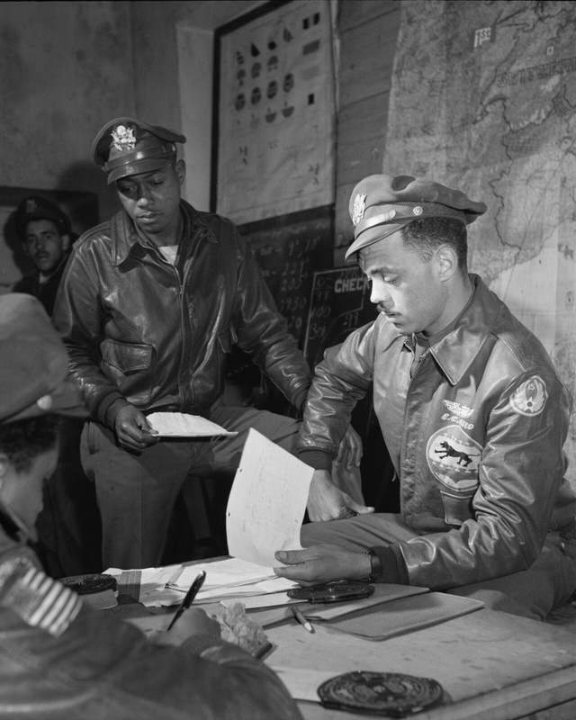 Tuskegee Airmen Pilots Ramitelli Italy March 1945 8×10 World War II WW2 Photo