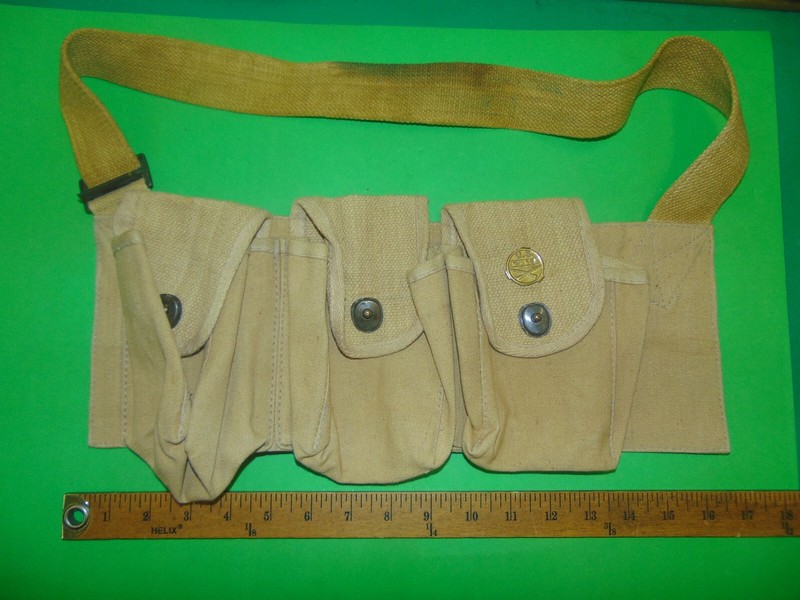 WWII US AIRBORNE PARATROOPER 3 pocket Riggers Pouches Reproduction