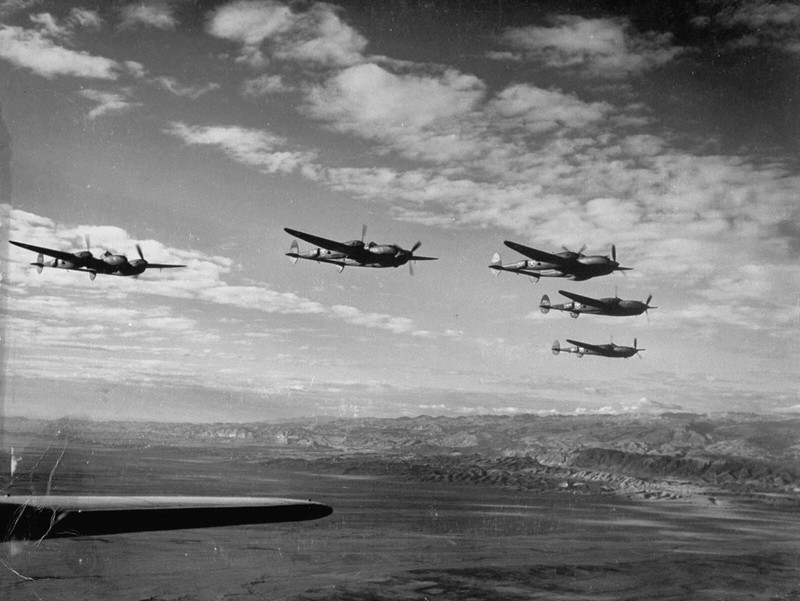 WW2 WWII Photo World War Two / US Army P-38 Lightning Fighters Tunisia USAAF