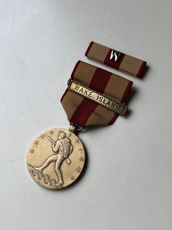 U.S. Marine Corps Expeditions Medal W/ Wake Island Bar & Device