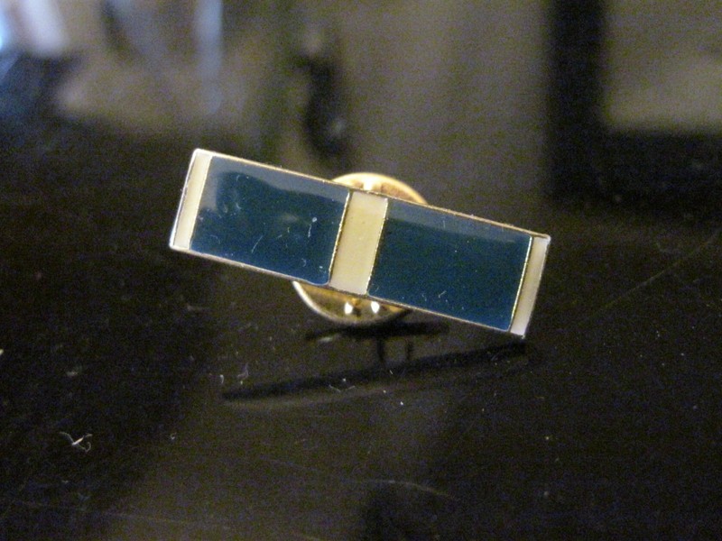 US Korea Service Ribbon lapel pin mint