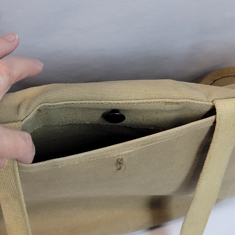WWII Wharton Mfg 1943 US Musette Bag gallery