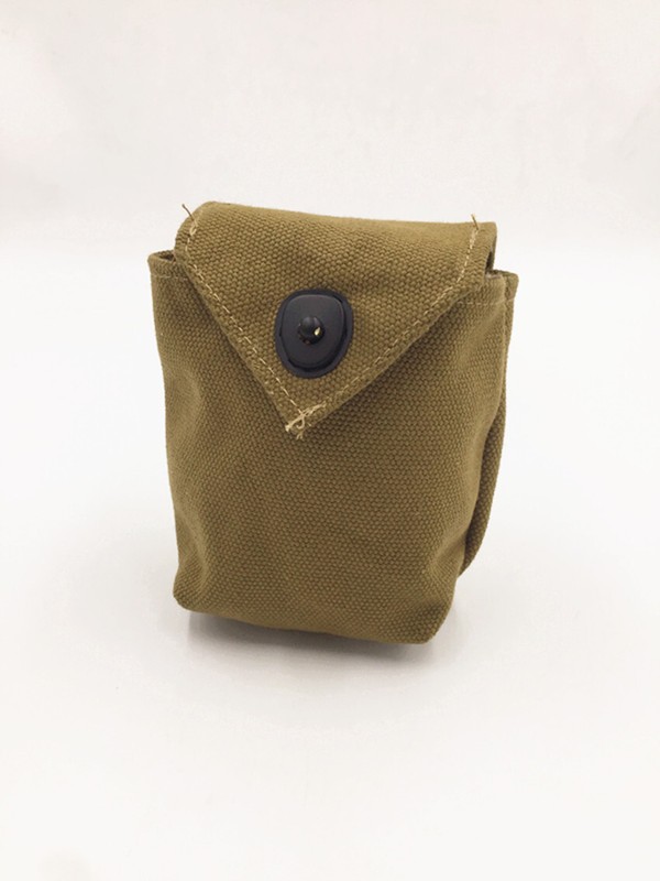 WW2 US ARMY SOLDIER EQUIPMENT COMBINATION M36 BAG X-STRAPS BELT T-SPADES SET gallery