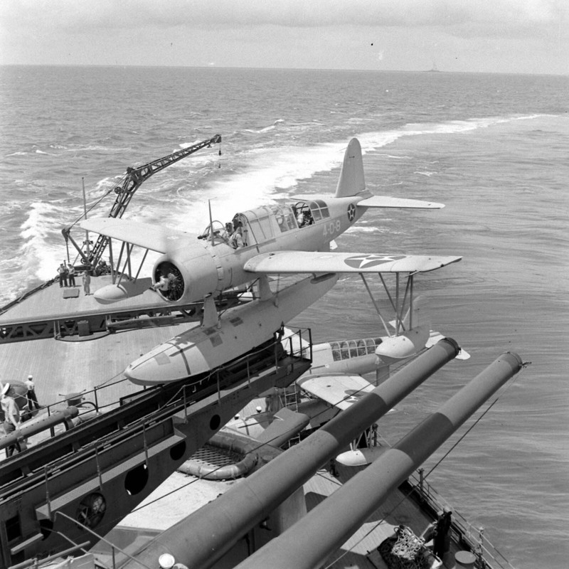 WW2 WWII Photo World War Two / USS Maryland BB-46 OS2U Kingfisher US Navy 7542