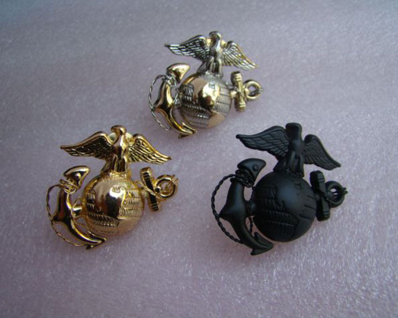 Three Pieces WWII WW2 USMC Officer EGA Barracks Metal Hat Military Badge