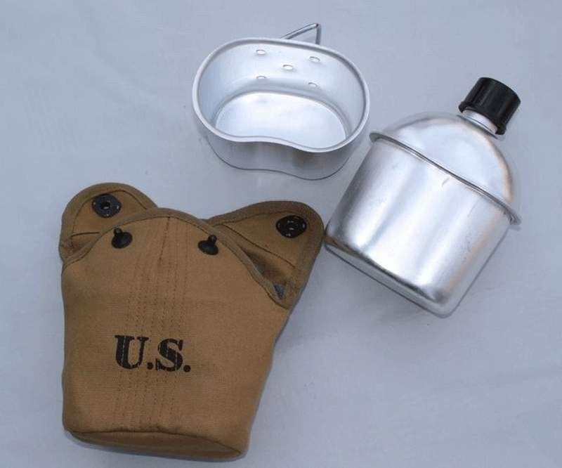 WWII US Army GI M1910 Canteen And Cover - US051 gallery