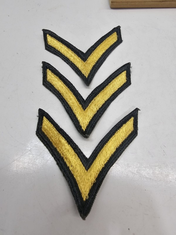WWII US JACKET SLEEVE RANK CHEVRONS INSIGNIA