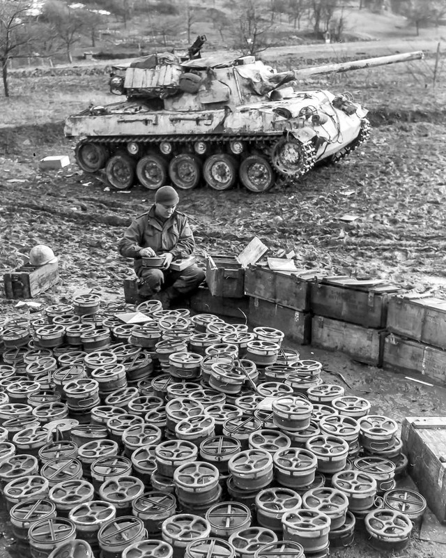M18 of the 94th Infantry Division World War II WWII WW2 8×10 Photo 951c
