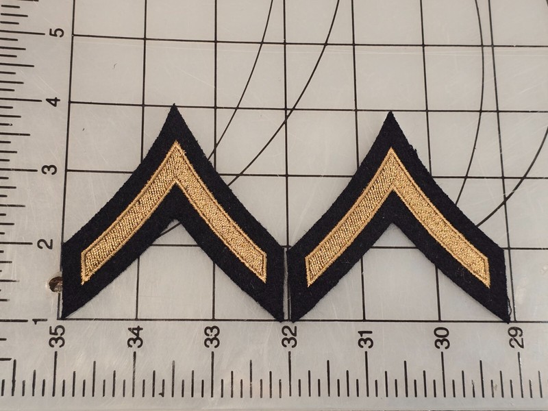 Reproduction WW2 US Army Private PFC First Class Chevrons Rank Pair Wool 015
