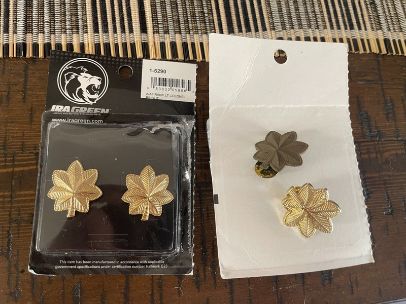 US Army MAJOR OFFICER Rank Gold Badges American Military Oak Leaves Pins (4)