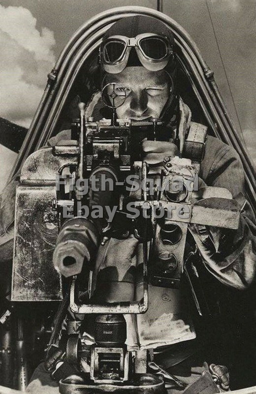 WW2 Picture Photo aviation machine gunner 5883
