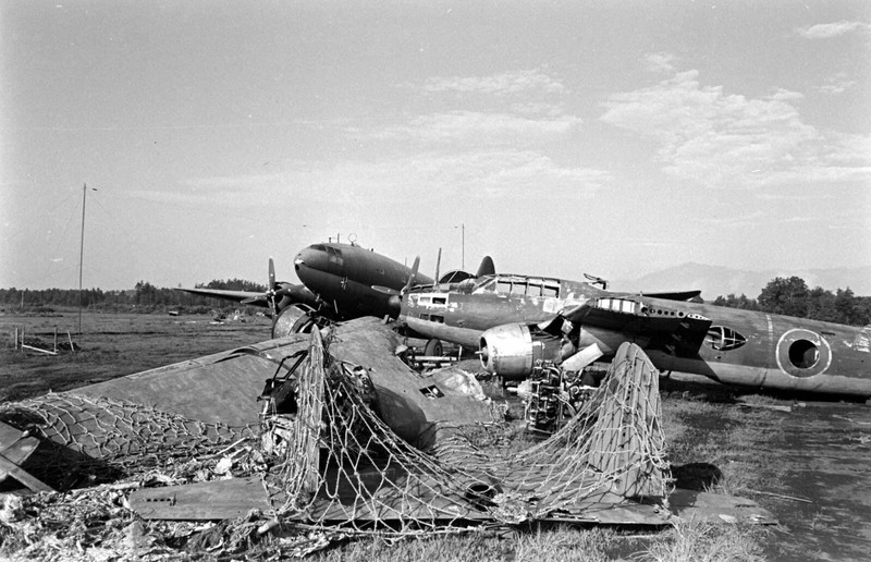 WW2 WWII Photo World War Two / Japanese Aircraft on Airfield in Japan 1945